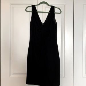 🤍Perfect Elie Tahari LBD 🖤